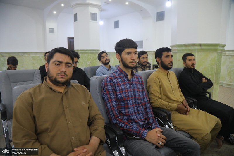 نشست «قرآن و عترت، محور اتحاد مسلمانان در اندیشه امام خمینی(س)» به زبان اردو