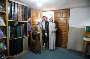بازدید آیت الله العظمی جوادی آملی از کتابخانه موسسه امام جعفرصادق (ع)