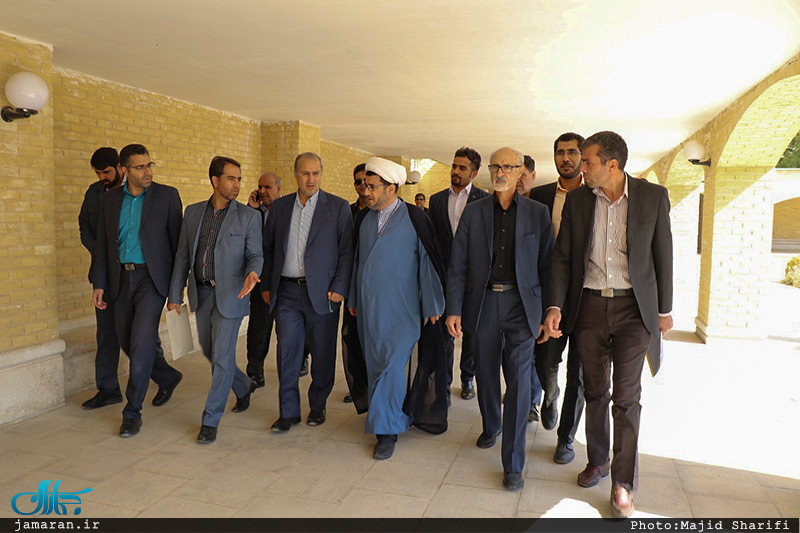 حضور رئیس فدراسیون فوتبال در  بیت و زادگاه حضرت امام(س) در خمین