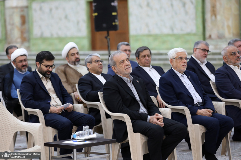 تجدید میثاق رئیس‌جمهور و اعضای دولت با آرمان‌های حضرت امام خمینی -2