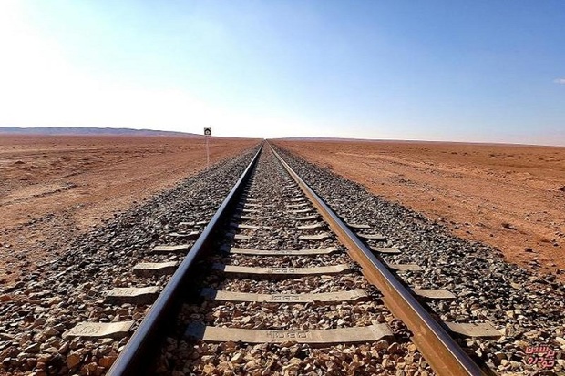 اجرای طرح قطار سریع السیر اصفهان - تهران باید از سرگرفته شود