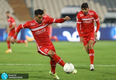 آینده مبهم مهاجم جنجالی پرسپولیس!