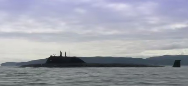 ببینید/ شلیک موفق موشک‌های کروز توسط زیردریایی‌های اتمی روسیه