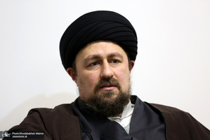 دیدار مدیر عامل و  کارکنان کیش ایر با یادگار امام