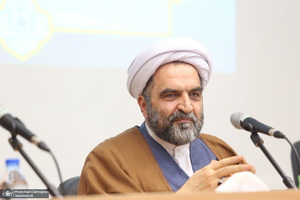 سومین نشست از سلسله نشست های تبیین مکتب امام خمینی(س)