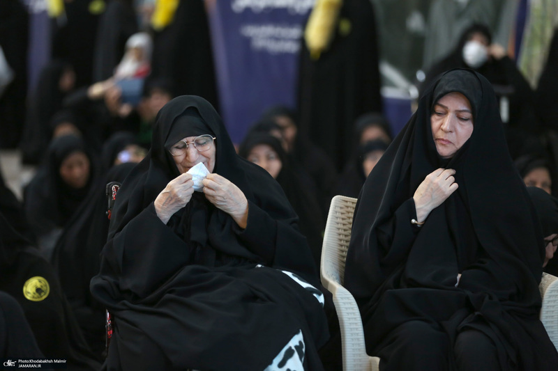 مراسم بیست‌و‌نهمین سالگرد ارتحال حاج سید احمد خمینی و بزرگداشت آیت‌الله موسوی بجنوردی در حرم امام -2