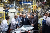 بازدید پزشکیان از خط تولید خودروسازی  (8)