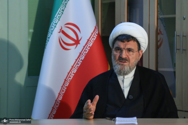  پیام رهبر شهید به مرحوم دعایی در مورد منافقین