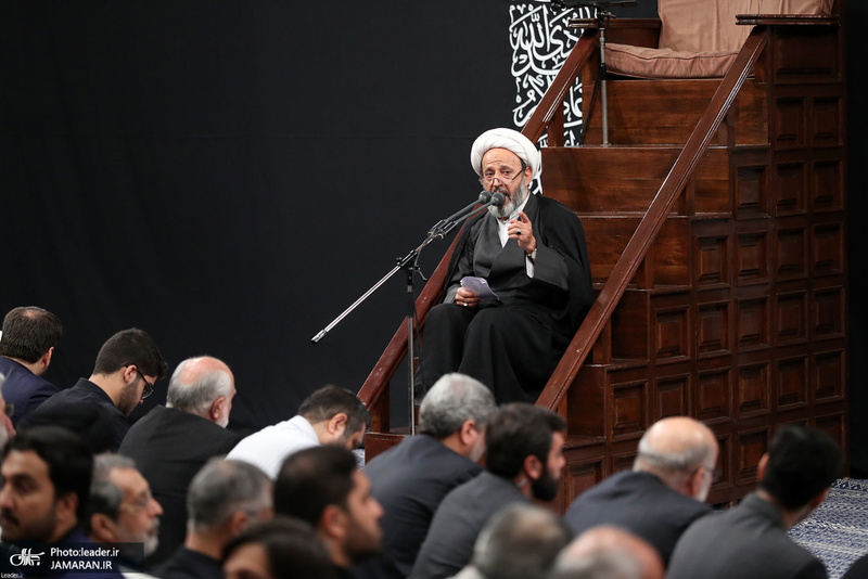 دومین شب عزاداری حضرت اباعبدالله الحسین(ع) در حسینیه امام خمینی(ره)