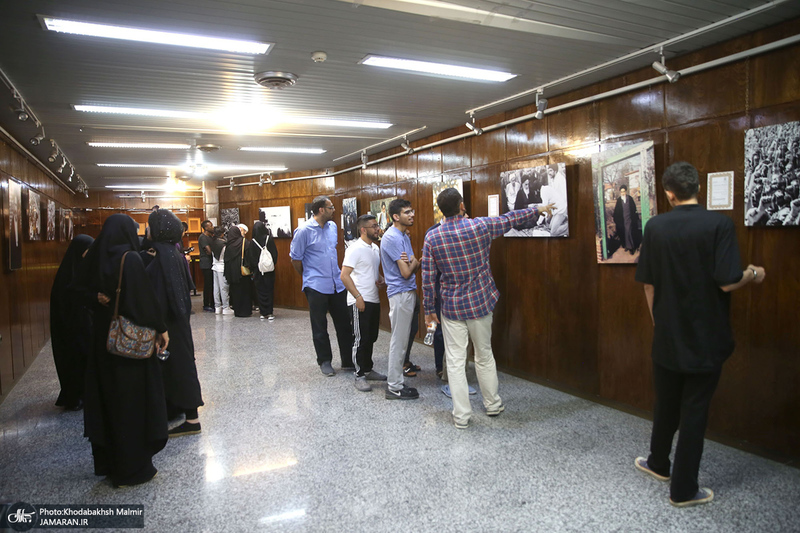 بازدید جمعی از دانشجویان انگلیسی و جمعی از دانش آموزان بندر دیر از جماران