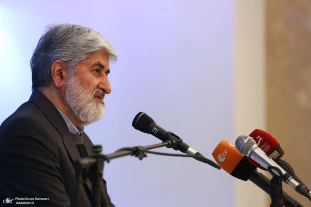 علی مطهری: آمریکا حرف خود را وسط مذاکره با ایران تغییر داد/ فعلا راهی جز مقاومت باقی نمانده/ ترامپ خود را پادشاه دنیا می‌داند و باید پوزه‌اش به خاک مالیده شود