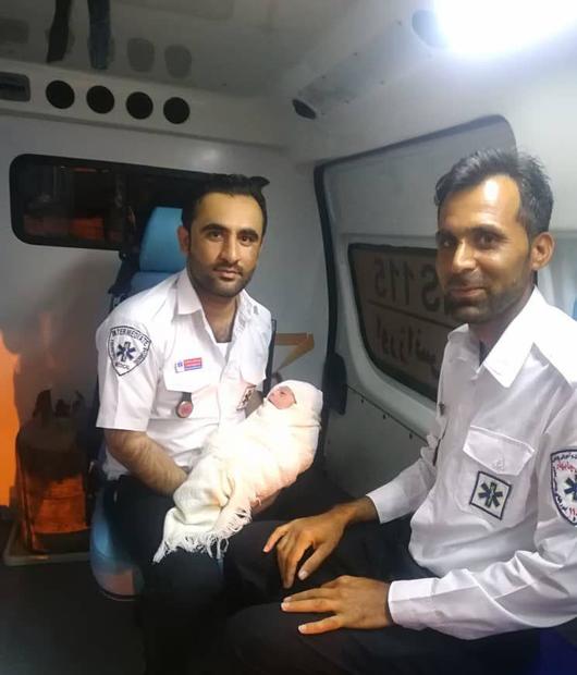 نوزادعجول در آمبولانس اورژانس 115 درگس چابهار متولد شد