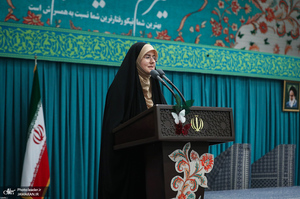 دیدار هزاران نفر از زنان و دختران با رهبر معظم انقلاب