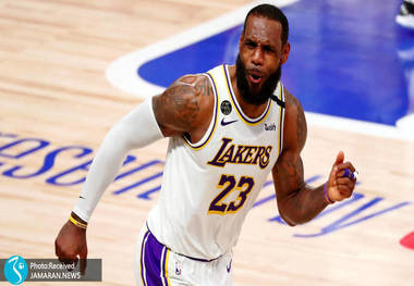 پادشاه از لیکرز جدا شد