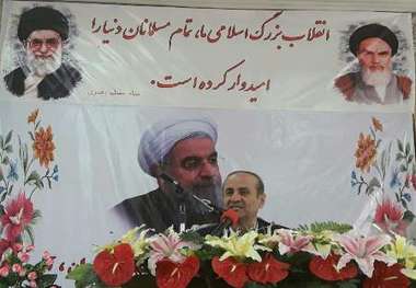 استاندار چهارمحال و بختیاری: کاندیداها وعده های بیهوده انتخاباتی ندهند