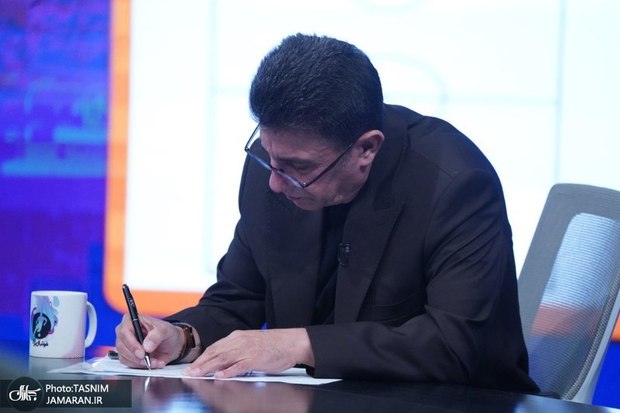 عکس| دیدار قلعه نویی با رقیب ازبکی قبل از فینال کافا