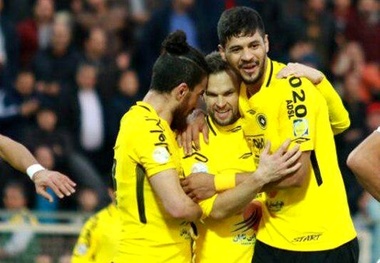 کومان به بازی با پرسپولیس می‌رسد
