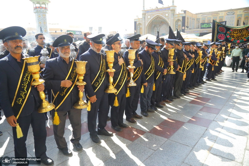 دسته عزاداری خادمین حرم مطهر حضرت معصومه (س) در سالروز شهادت امام رضا (ع)