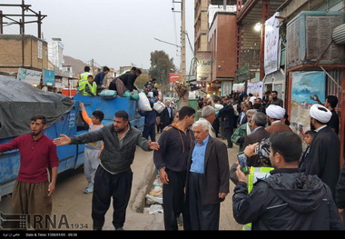 بیش از 300 کامیون کمک های مردم برای سیل زدگان ارسال شد