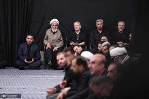 دومین شب مراسم عزاداری حضرت اباعبدالله الحسین (ع) در حسینیه امام خمینی