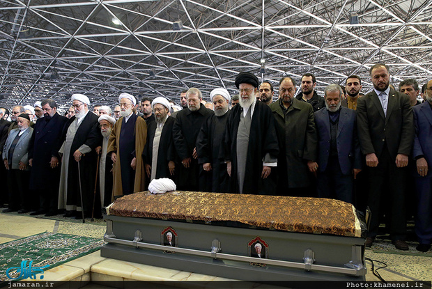 بازتاب تذکر رهبری در مراسم تشییع آیت‌الله هاشمی