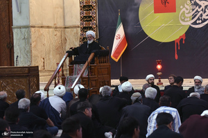 چهارمین شب عزاداری حضرت اباعبدالله الحسین (ع) در حرم امام خمینی