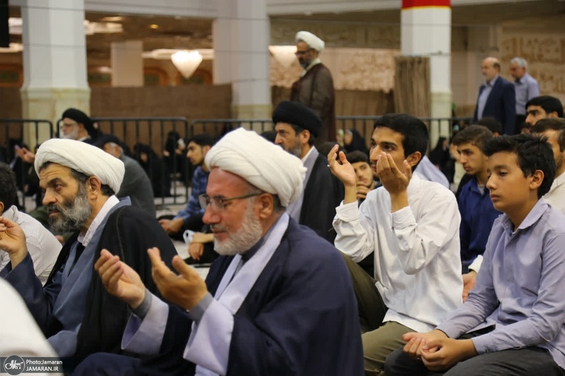 مراسم بزرگداشت آیت الله العظمی شبیری زنجانی (ره) توسط آیت الله للعظمی مکارم شیرازی