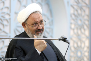 مراسم تقدیر از دست اندرکاران همایش نکوداشت وکلای حضرت امام خمینی (س)