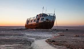 نگاه به دریاچه ارومیه نباید سیاسی باشد