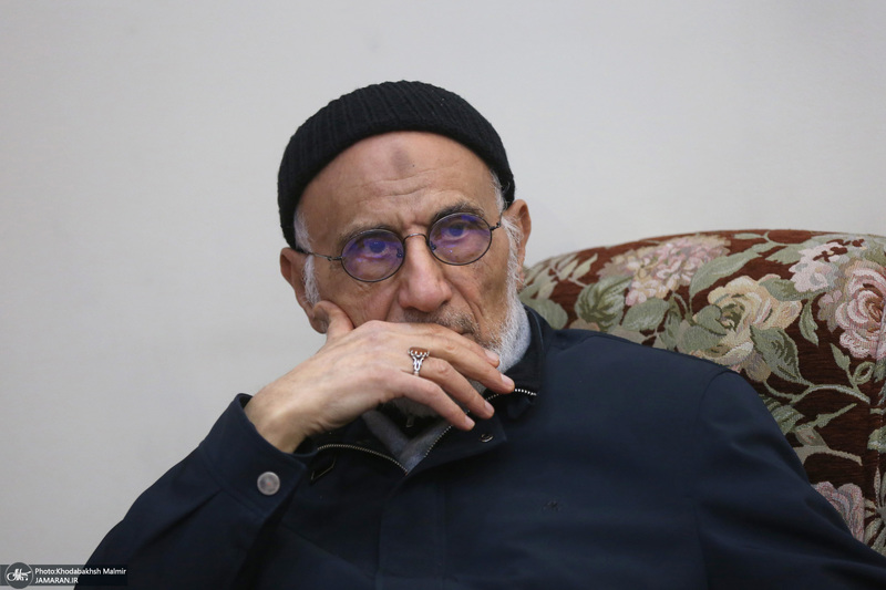 حاشیه تجدید میثاق رییس و اعضای مجمع تشخیص مصلحت نظام با آرمان‌های امام خمینی