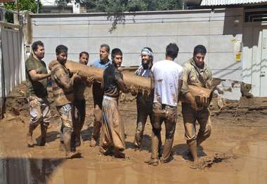 افراط و تفریط و تحلیل های هیجانی آفت جانبی سیل