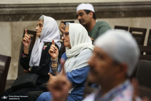 مراسم بزرگداشت امام خمینی(س) در آدریان زرتشتیان