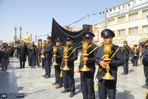 دسته عزاداری خادمین حرم حضرت معصومه (س) در روز شهادت امام رضا (ع)