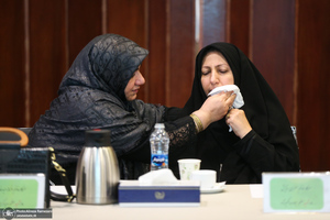 نشست خبری تبیین دعوای حقوقی خانواده شهدا و جانبازان حادثه تروریستی اهواز