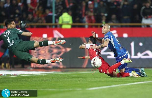 دست پرسپولیس روی جام آهنی؛ چشم استقلال به ساق مِسی ها