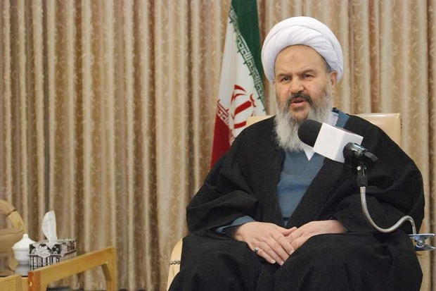 جناح های سیاسی در برابر دشمن متحد شوند