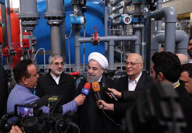 دکتر روحانی: با میدان دادن به بخش خصوصی شاهد حرکت خوبی در اجرای سیاست‌های اقتصاد مقاومتی خواهیم بود