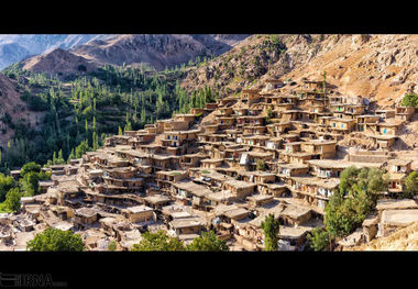 بیش از ۱۲ هزار نفر در کردستان جذب بیمه روستایی عشایری می‌شوند