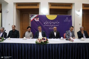 حضور وزیر کار در بیت تاریخی امام در خمین