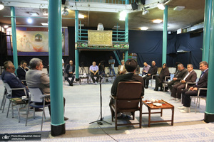 دیدار اعضای شورای مرکزی حزب اعتماد ملی با سید حسن خمینی