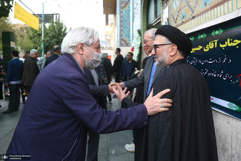 مراسم ختم مادر عباس عبدی