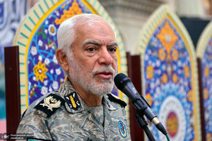 تجدید میثاق فرماندهان، پیشکسوتان و دانشجویان اعزامی ارتش به دروه معارف جنگ با آرمان های امام خمینی (س)