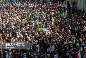 تصاویر/ تشییع پیکر شهدای حوادث اخیر در شهرهای مختلف ایران