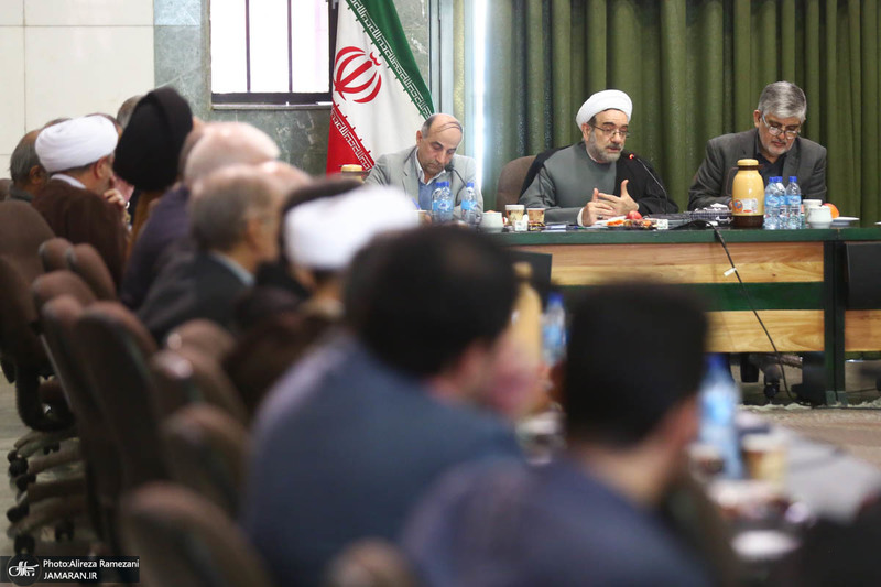 دومین جلسه ستاد مرکزی بزرگداشت حضرت امام خمینی (س) ویژه سی و پنجمین سالگرد ارتحال بنیانگذار جمهوری اسلامی