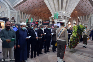 تجدید میثاق رئیس و کارکنان سازمان ثبت و احوال با آرمان های حضرت امام خمینی (س)