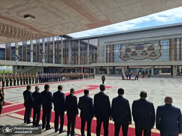 استقبال رسمی رئیس جمهور بلاروس از پزشکیان در کاخ ریاست جمهوری + عکس