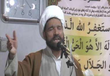 امام جمعه عجب شیر: پیروزی انقلاب اسلامی نتیجه نقش رهبری موثر امام راحل بود