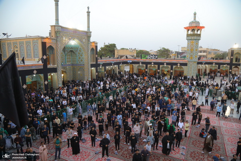 مراسم تعویض پرچم حرم حضرت معصومه (س) در شب اول ماه محرم‎‎