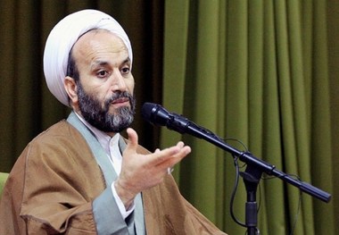 فریب تحلیل های شیطانی دشمن نخوریم