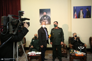 حاشیه های تجدید بیعت فرماندهان ارشد نیروهای مسلح با آرمان های امام خمینی (س)